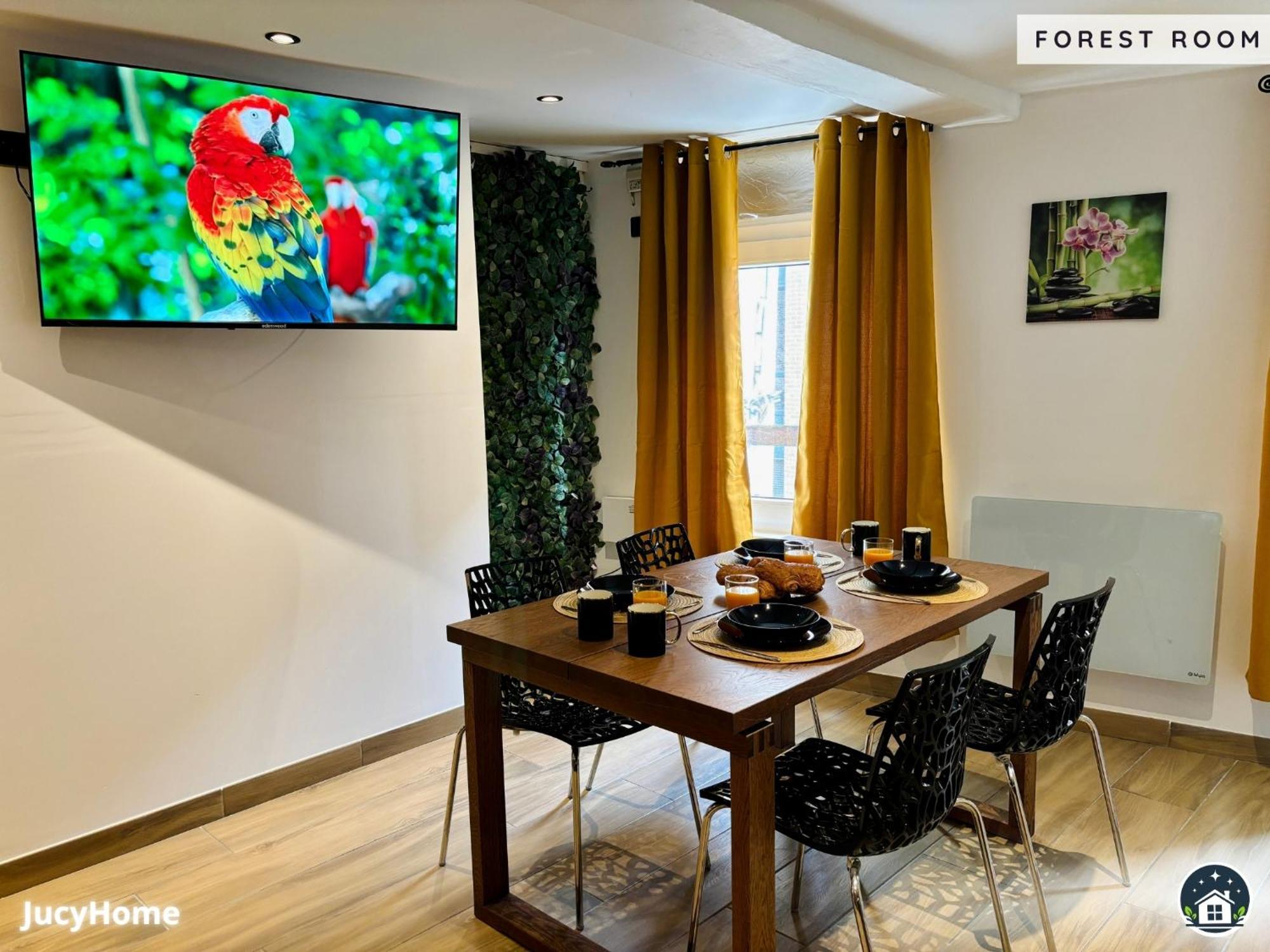 Forest Valenciennes Ngoại thất bức ảnh